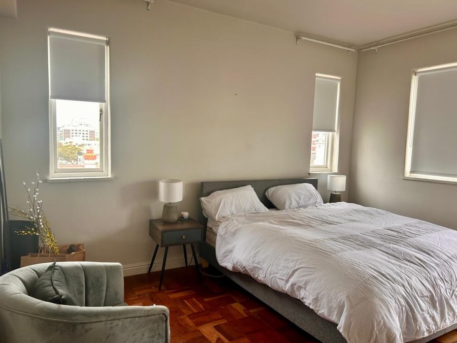 To Let 1 Bedroom Property for Rent in Sea Point Western Cape